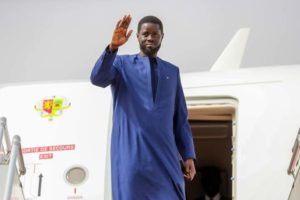 (3) Photos – Le Président sénégalais en visite de travail et d’amitié en Guinée-Bissau