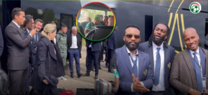 VIDEO : El-Hadji Diouf met Laurent Blanc à l’école devant Didier Drogba et les légendes