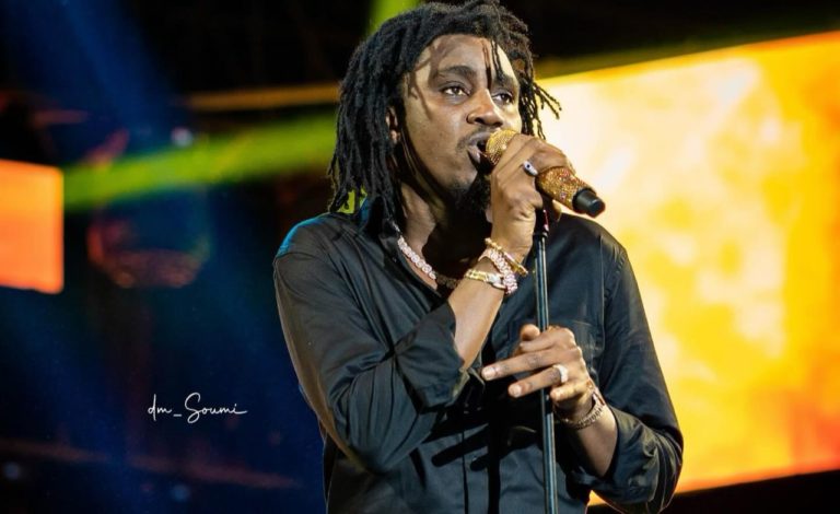 (Vidéo) – Concert en Guinée: Wally Ballago Seck se prépare comme jamais.