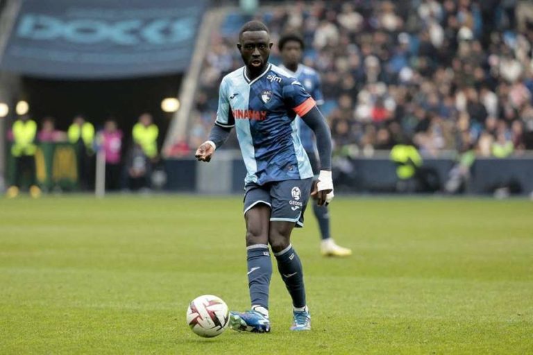 France : Un défenseur sénégalais placé en garde à vue puis relâché...