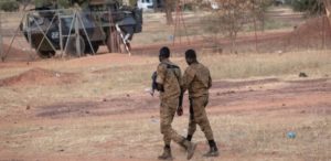 Massacres au Burkina Faso : des vidéos accablent l'armée burkinabè