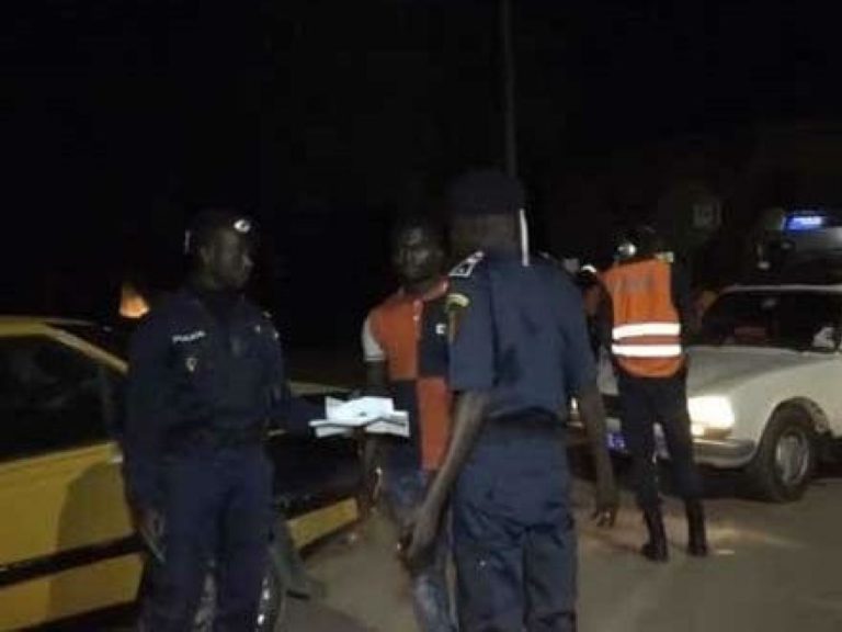 La police procède à un peu moins de 600 arrestations en une nuit