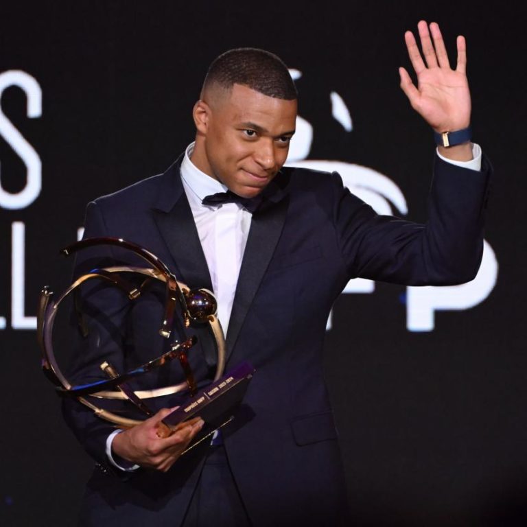 Le dernier hommage de Kylian Mbappé à la Ligue 1 : « Partir, ça déchire un peu le coeur »