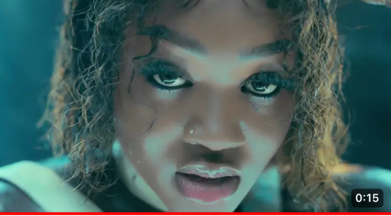 (Vidéo) : Ndakhté dévoile son teaser très hot de son clip «glow up »
