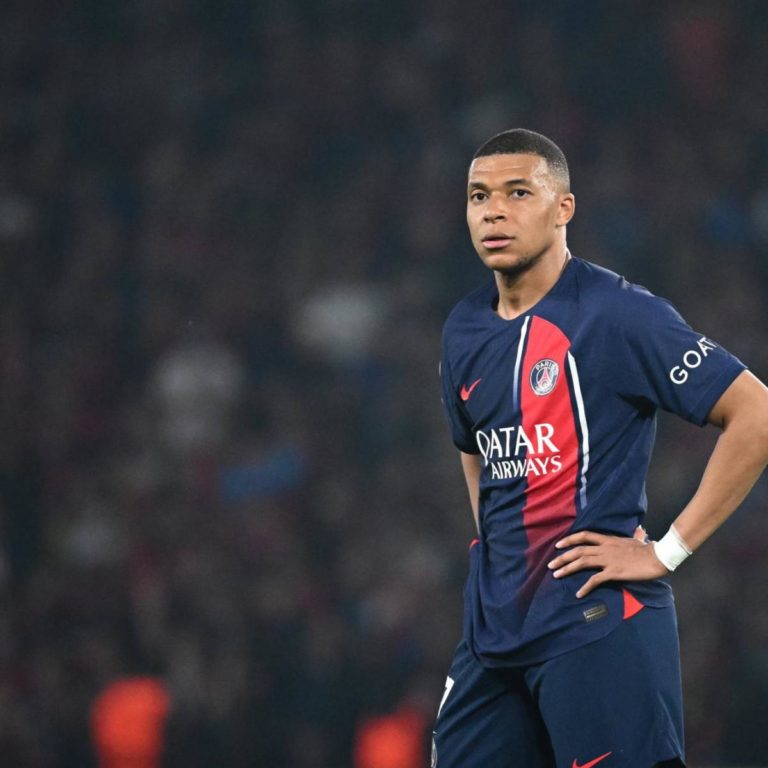 Kylian Mbappé officialise son départ du PSG