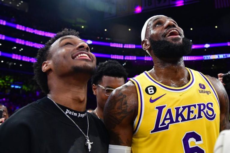 Bronny James, fils de LeBron, drafté par les Lakers