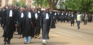 Burkina: grève des avocats après l'incarcération d'un de leurs confrères