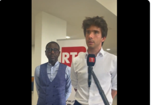 RTS : Un passage remarqué de Me Juan Branco chez le DG Pape Alé Niang