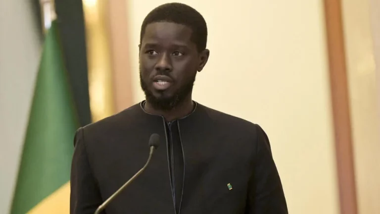 JO 2024 – Le président de la République Bassirou Diomaye Faye va remettre le drapeau national aux athlètes aujourd’hui à Paris !
