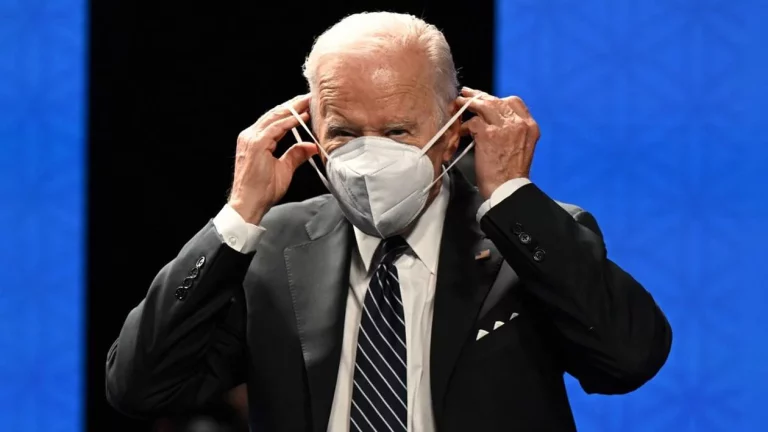États-Unis: le président Joe Biden testé positif au Covid-19 et de nouveau contesté dans son camp