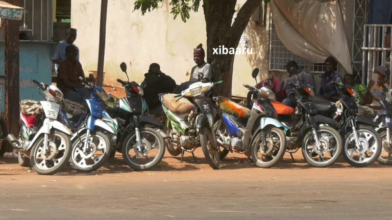 Louga :Trois conducteurs de moto Jakarta placés sous mandat de dépôt pour tentative de viol.