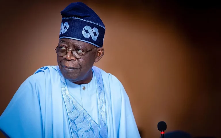 Inflation au Nigeria: le président double le salaire minimum public