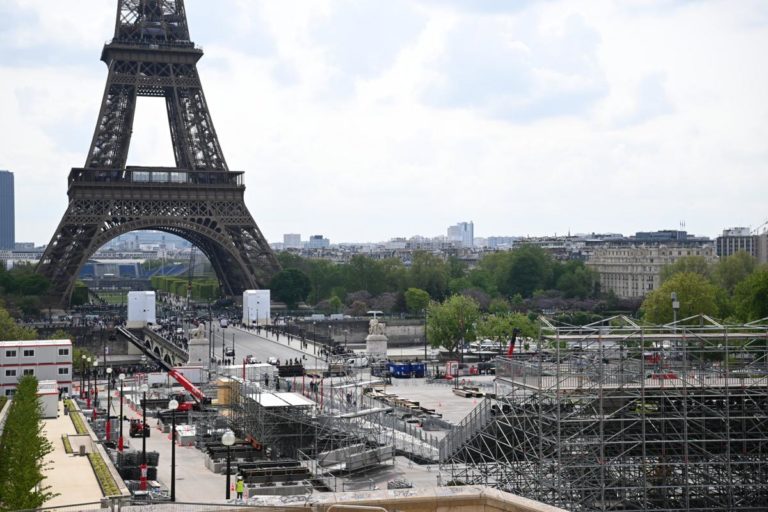 Tribunes, circulation... Paris se prépare pour la cérémonie d'ouverture des JO 2024