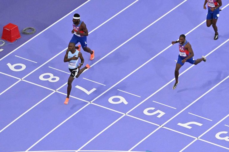 Letsile Tebogo , Premier Champion Olympique du Botswana Brille au 200 Mètres à Paris 2024
