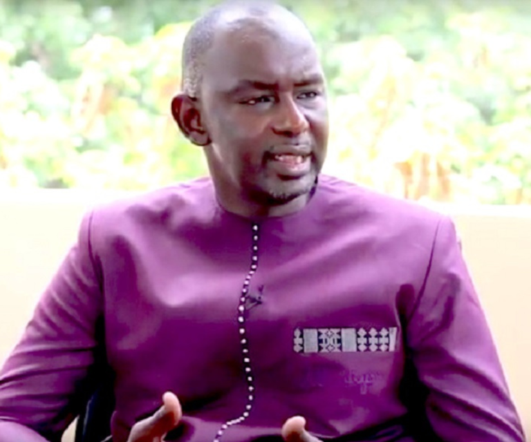 Cheikhou Oumar Sy au Président Diomaye : « les élections législatives peuvent se tenir en 2025 sans aucune pression »