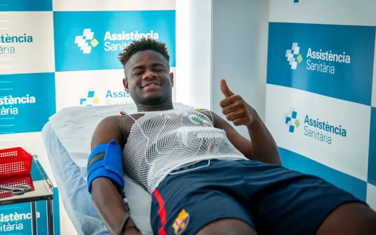 Mercato : Attendu à Rennes, Mikayil Faye a fait ses adieux à ses coéquipiers du Barça