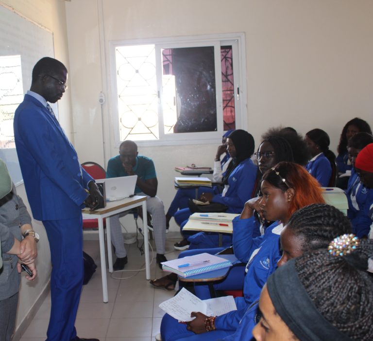 VIEUX THIANE Représente l'Espoir et les Ambitions d'une Génération Résolue à Transformer le Sénégal.