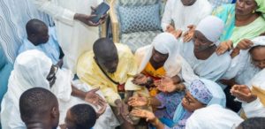 Touba : Aïda Mbodj reçue par Serigne Mountakha