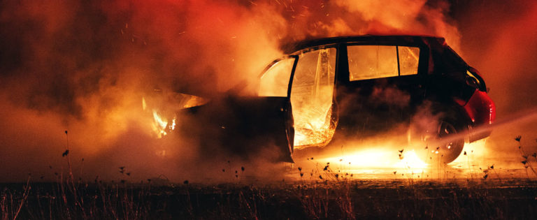 Parcelles Assainies Unité 13: pour se venger, il incendie le véhicule de service de son ancien hébergeur