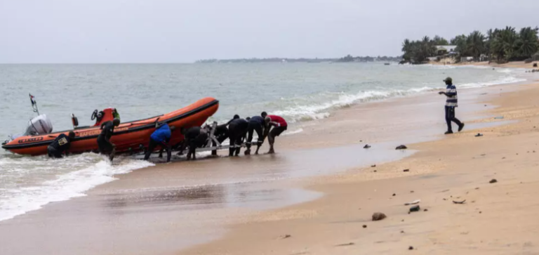 Au moins 26 migrants morts dans le naufrage au large de Mbour (nouveau bilan Marine)