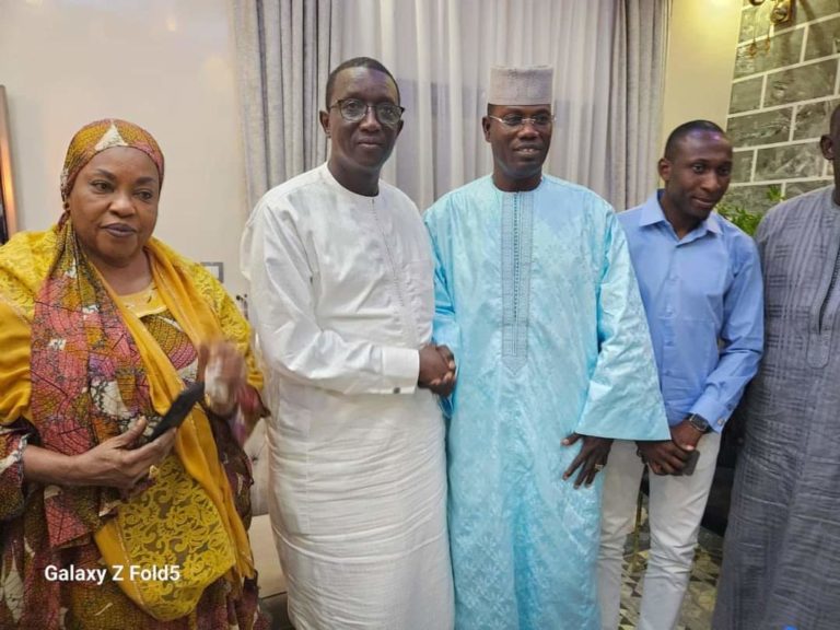 Élections législatives: Cheikh Abdou Bara Dolly rejoint Amadou Ba