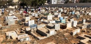 Cimetière de Yoff : Une femme et sa fille tentent d'inhumer un fœtus