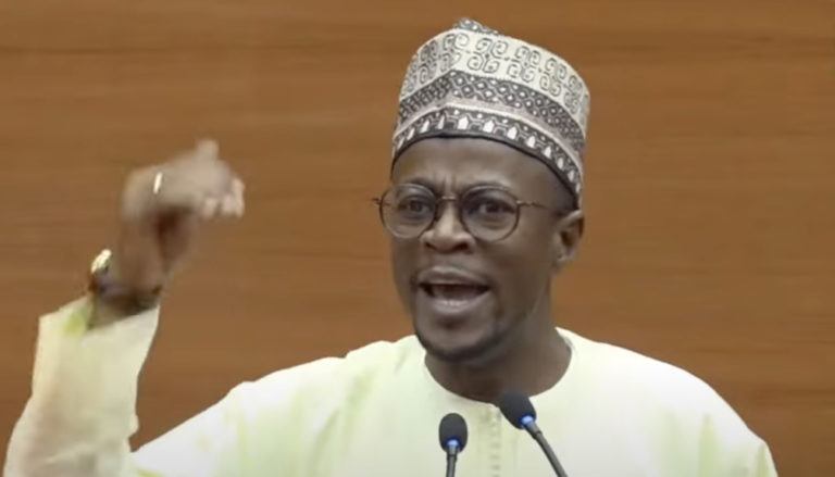 Abdou Mbow accuse les nouvelles autorités de mettre en place une « dictature rampante »