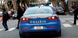 Italie : un Sénégalais de 27 ans choque sa compagne et sa belle-famille