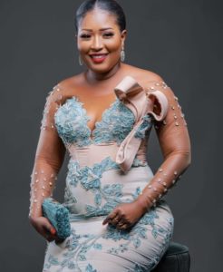 Carnet rose : l’actrice Ndeye Ndiaye donne naissance à une adorable petite fille