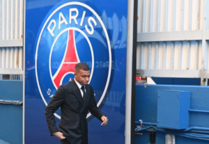 Sous pression, le PSG ne compte pas céder et va obliger Mbappé à saisir le tribunal des prud'hommes