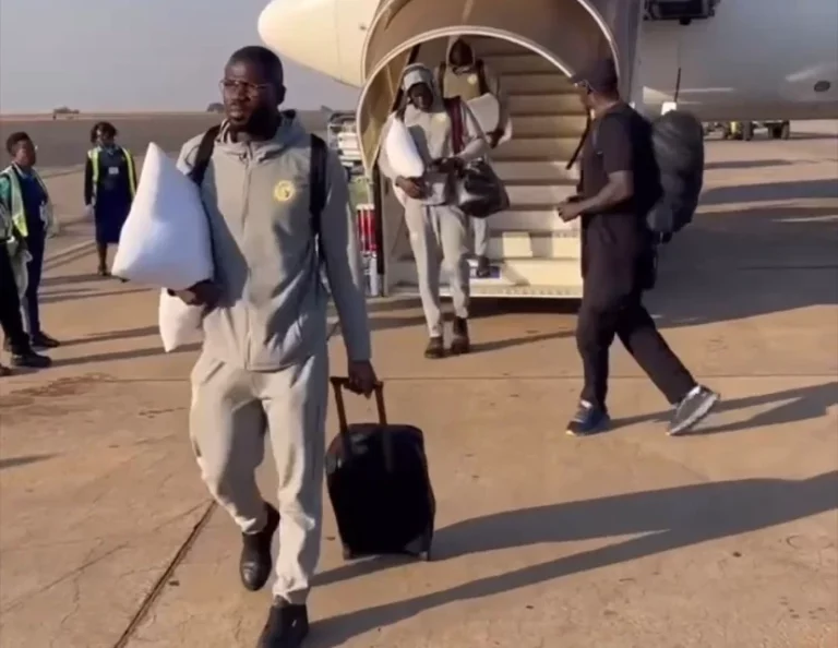 (Vidéo) Elim. Can 2025 – Malawi vs Sénégal: Regardez l’arrivée des Lions à Lilongwe