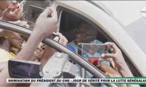 Présidence CNG – Hué par les pros Malick Ngom, Bira Séne dans sa voiture « Tay la tay… »