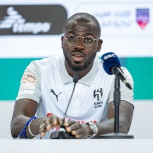 Kalidou Koulibaly: « Il faut mettre dans sa tête qu’il peut gagner le Ballon d’Or »