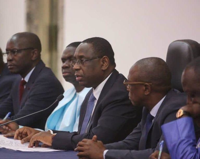 APR: « Adama Gaye et Moustapha Diakhaté allongent la liste des otages politiques » (Communiqué)