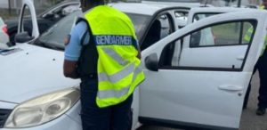 Deux enfants découverts décapités, leur mère interpellée et hospitalisée