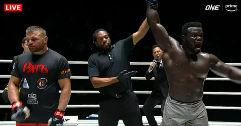 MMA : Oumar Kane « Reug Reug » démolit Anatoly Malykhin et devient le nouveau Champion du monde ONE Heavyweight