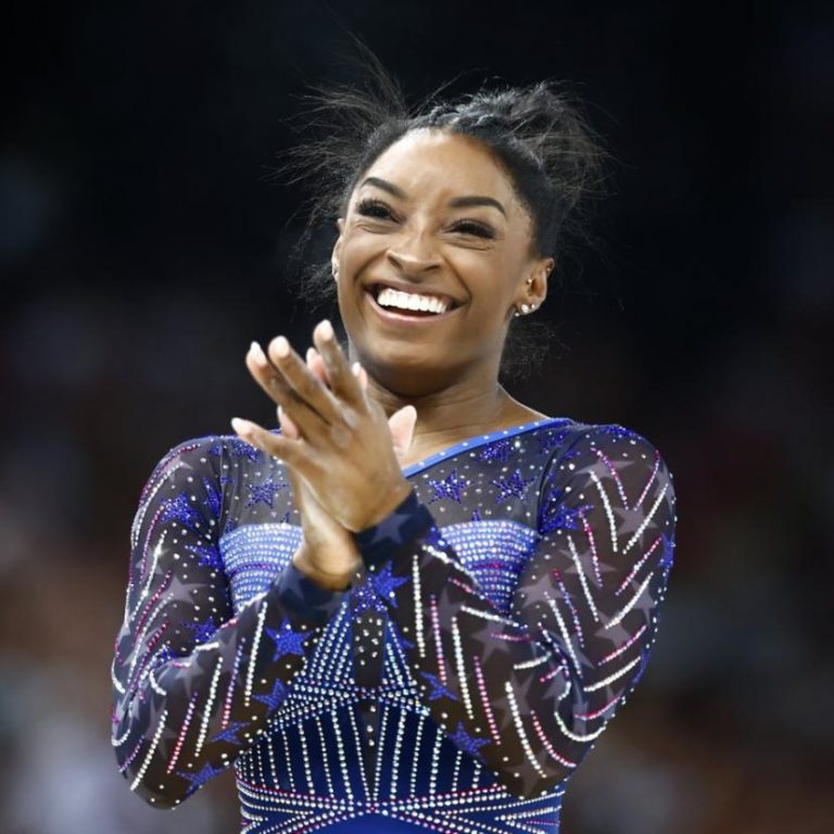 « Je peux me permettre de regarder en arrière » : en 2024, Simone Biles a un peu plus écrit sa légende