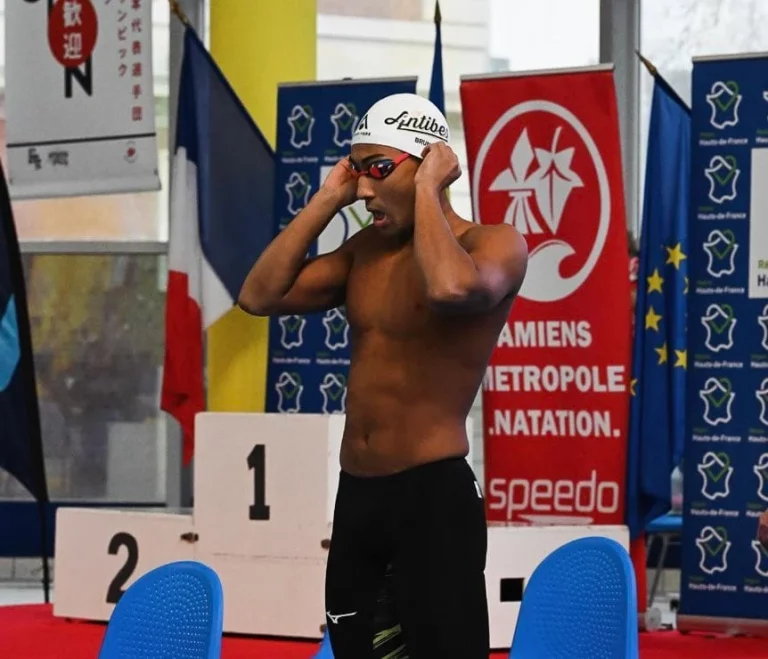 Natation : Matthieu Ousmane Seye égalise un record du Sénégal et décroche le bronze