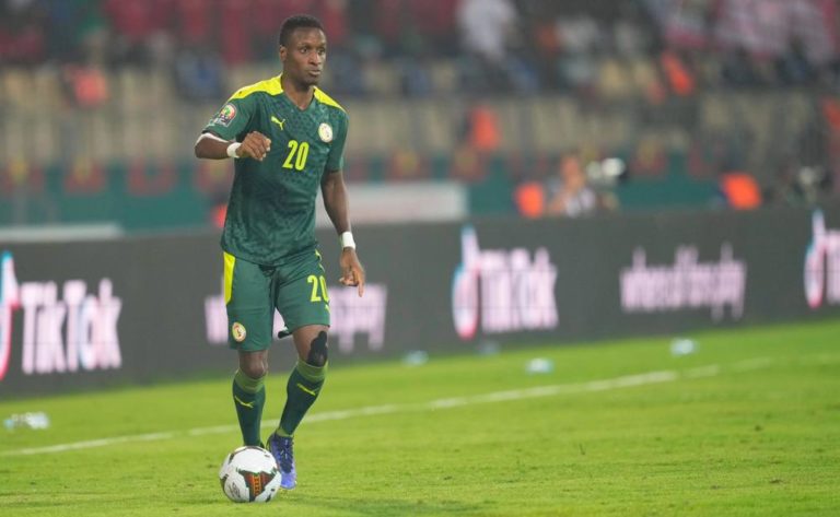 Foot : Bouna Sarr n’a pas dit adieu aux Lions