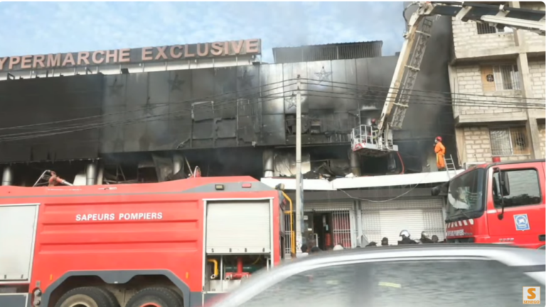 Yoff : Un violent incendie fait des dégâts considérables à l’Hypermarché Exclusiff