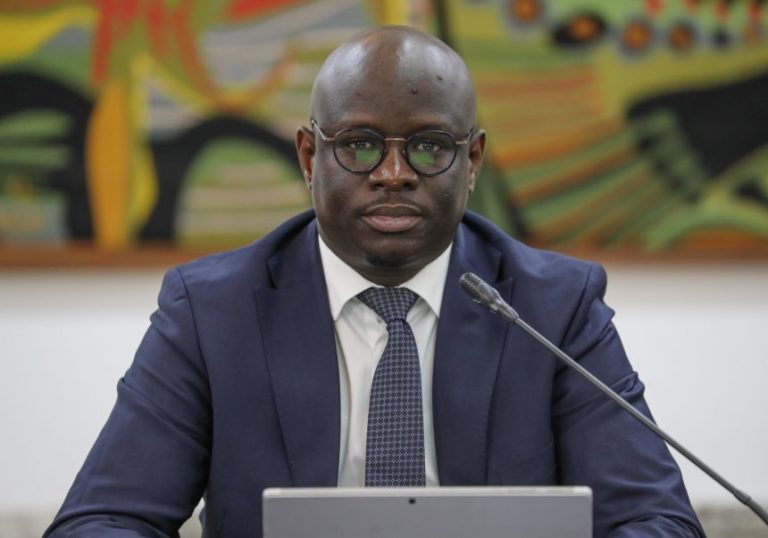 Nouvel audit de la dette : Cheikh Diba confirme le journal «Les Échos»