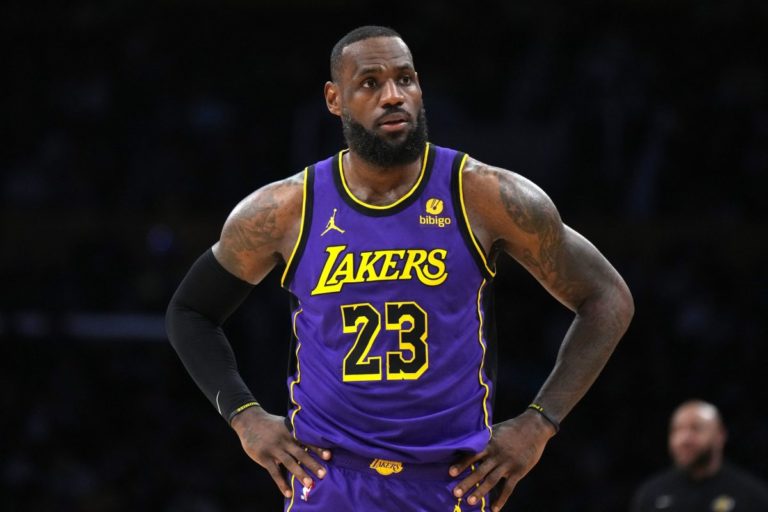 LeBron James et Stephen Curry titulaires au All-Star Game NBA, Victor Wembanyama échoue d'un rien