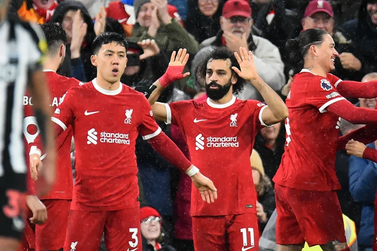 Mohamed Salah out, le PSG s’active sur une star incroyable du FC Liverpool
