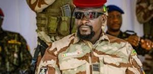 Guinée : Ce que perçoivent les ministres de Doumbouya en mission à l’étranger