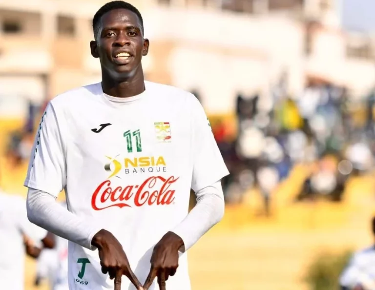 Coupe du Sénégal : Auteur d’un coup du chapeau, Ababacar Sarr envoie le Jaraaf en huitièmes de finale