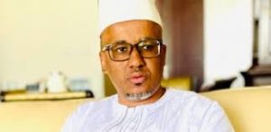 Soutien à Farba Ngom : Oumar Sow dénonce l’absence des ex ministres et directeurs sous Macky Sall