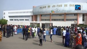 Tribunal des flagrants délits de Dakar : Les jeunes soutiens de Farba Ngom relaxés