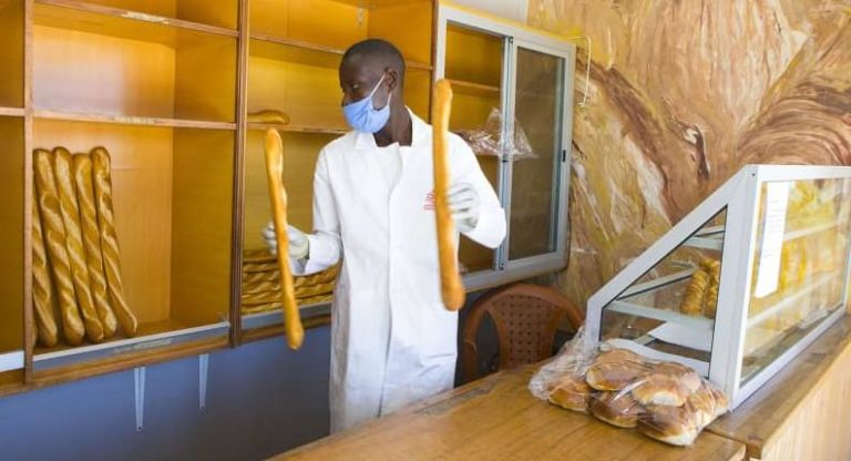 Risque de perturbation à une semaine du Ramadan : les boulangers réclament un prix de 225 FCFA pour la baguette