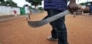 Louga : il charcute à coup de machettes son cousin qui a épousé son ex-femme et est condamné à six (6) ans de prison