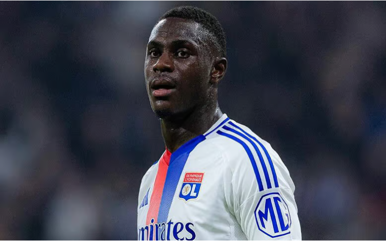 Ligue 1 : Un PSG des grands soirs s’impose face à l’OL de Moussa Niakhaté